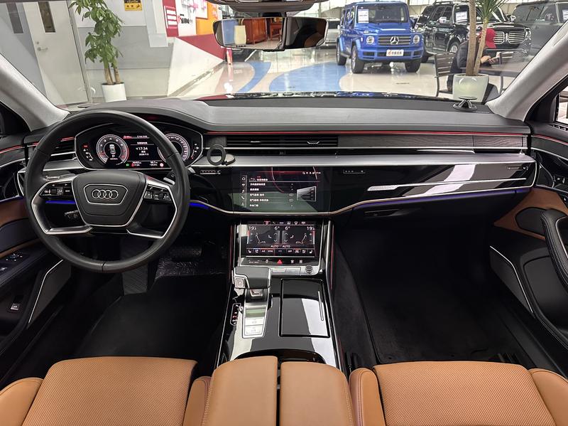 Audi A8, 2023 — фото 7 из 12