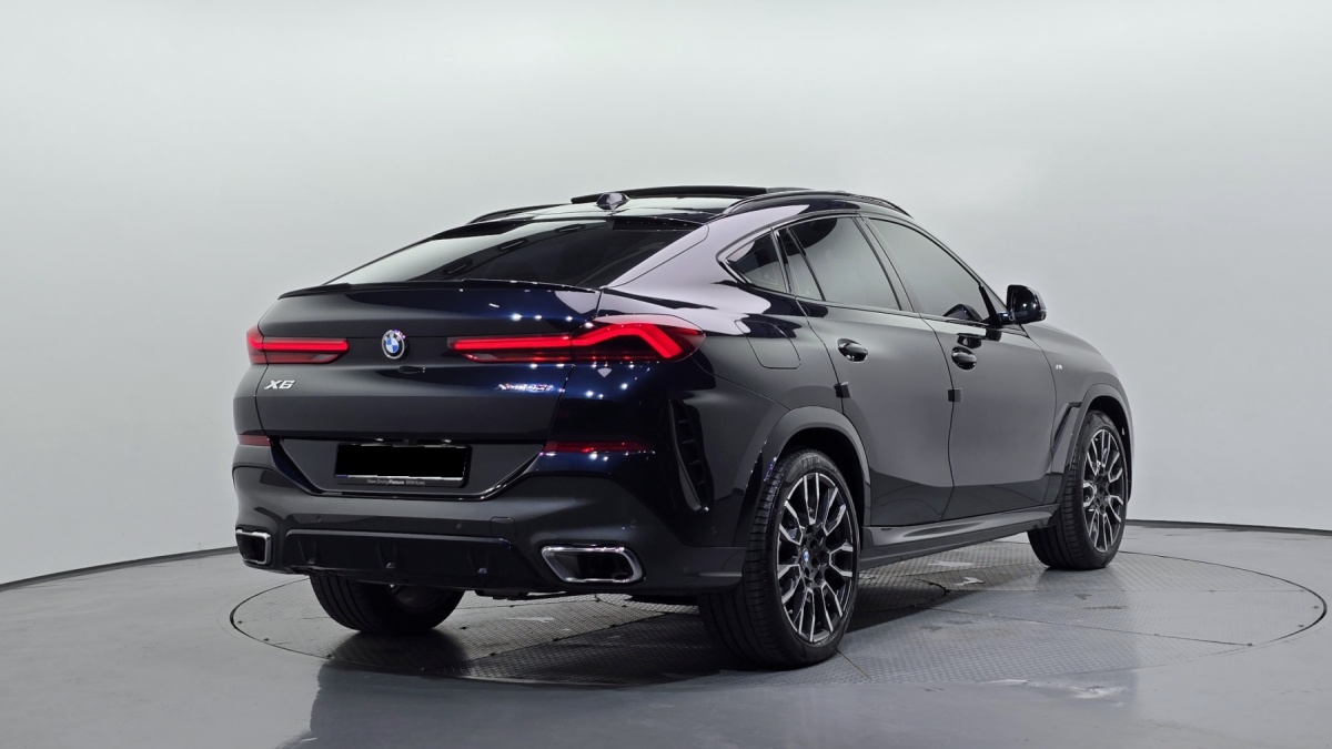BMW X6, 2024 — фото 2 из 12