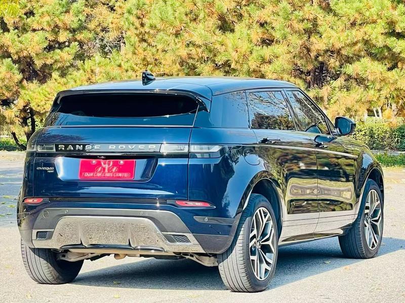 Land Rover Range Rover Evoque L Hybrid, 2022 — фото 6 из 12