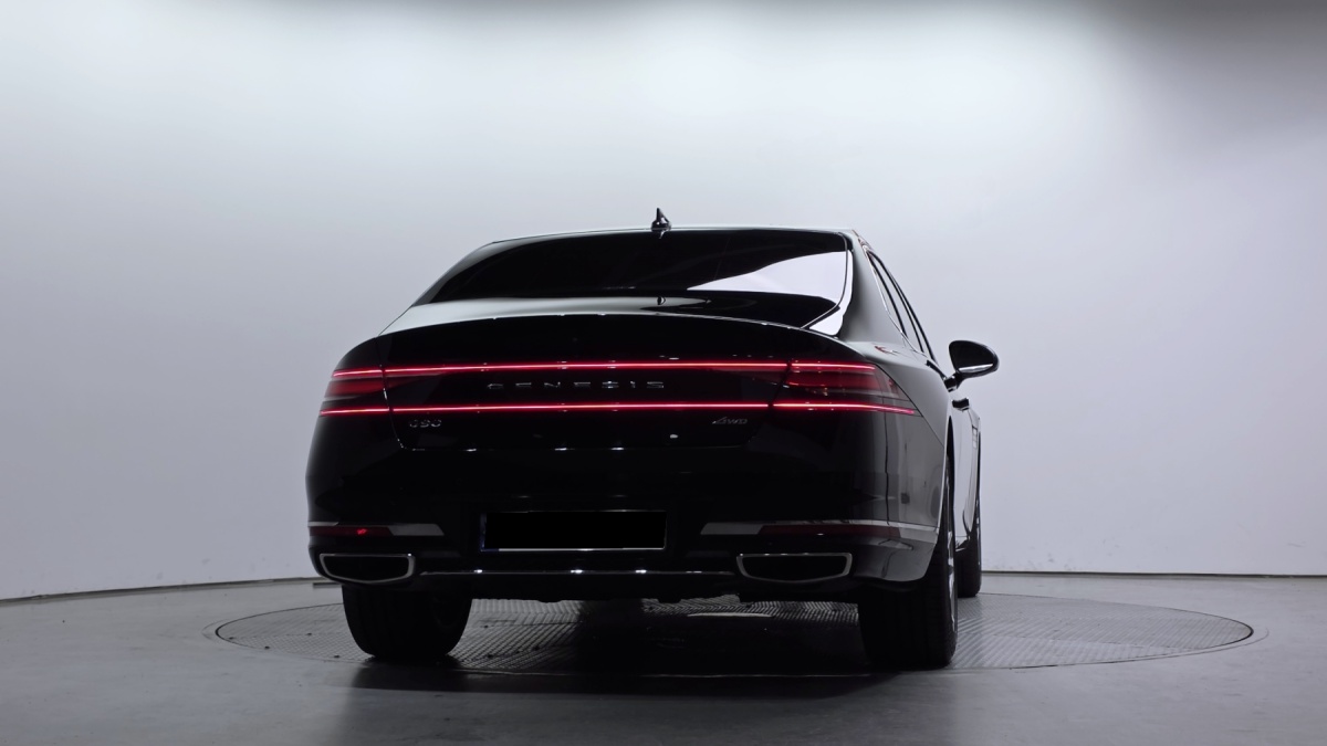 Genesis G90, 2023 — фото 4 из 12