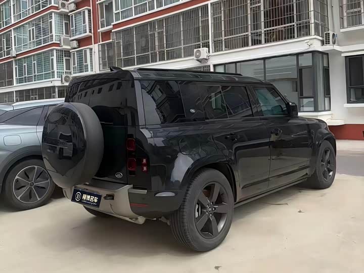 Land Rover Defender, 2023 — фото 2 из 5