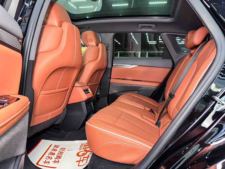 Cadillac Optiq, 2025 — фото 7 из 9