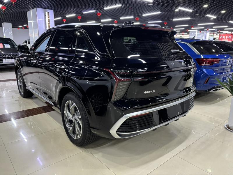Hongqi HS3 Hybrid, 2025 — фото 4 из 12