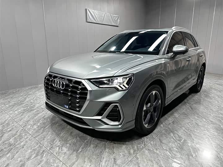 Audi Q3, 2022 — купить в Санкт-Петербурге под ключ