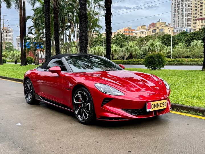 MG Motor Cyberster, 2024 — фото 6 из 9