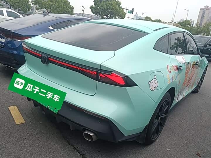 Changan UNI-V Hybrid, 2023 — фото 7 из 9