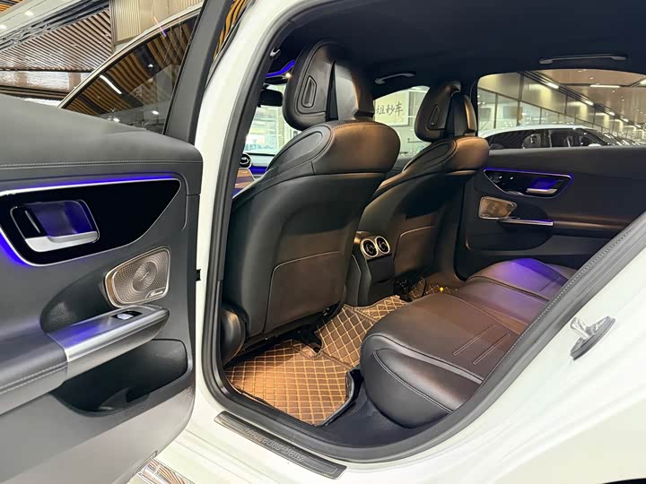 Mercedes-Benz C-Class, 2022 — фото 7 из 9