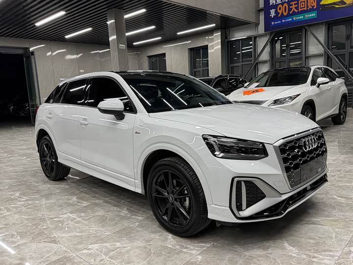 Audi Q2L, 2022 — фото 3 из 9