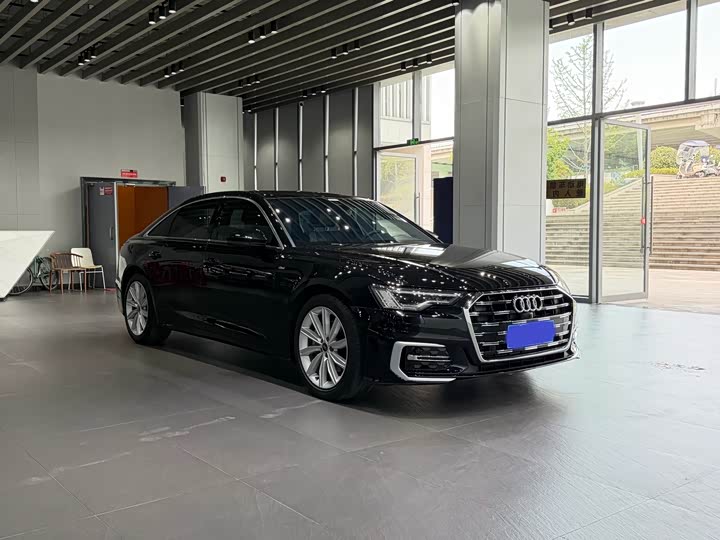 Audi A6L, 2023 — фото 3 из 9