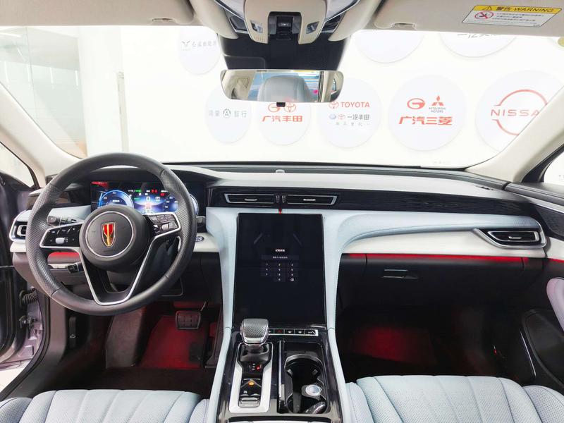 Hongqi H5 Hybrid, 2025 — фото 11 из 12