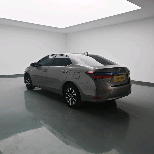 Toyota Corolla Hybrid, 2021 — фото 5 из 12