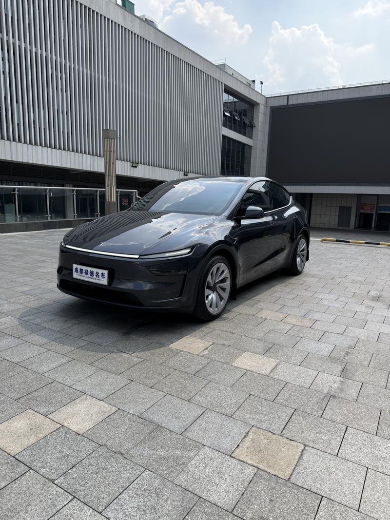 Tesla Model Y, 2025 — купить в Санкт-Петербурге под ключ