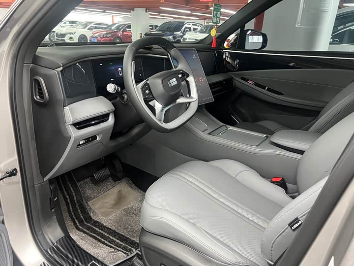 Geely Galaxy L7, 2024 — фото 6 из 9