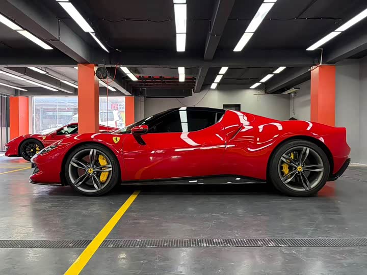 Ferrari 296, 2023 — фото 3 из 9