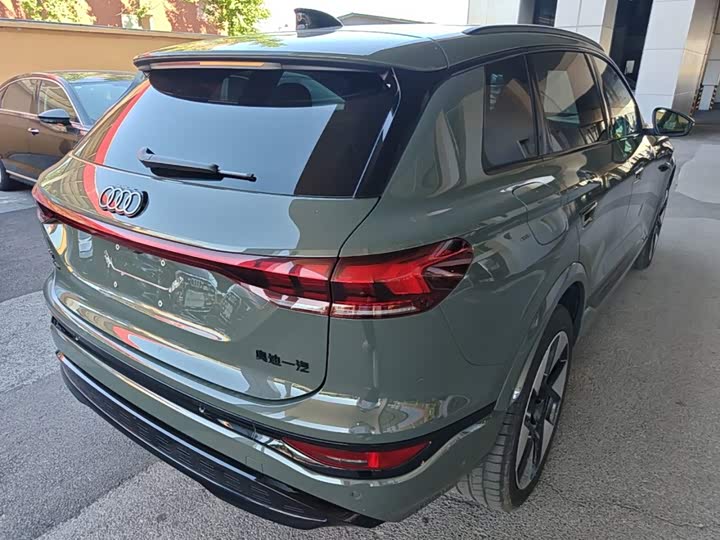 Audi Q6L e-tron, 2026 — фото 7 из 9