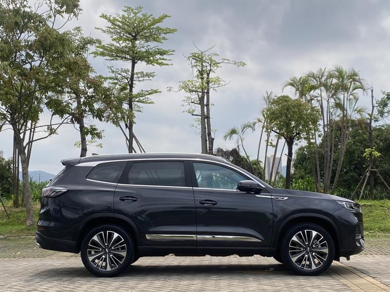 Chery Tiggo 8 Plus, 2022 — фото 7 из 12
