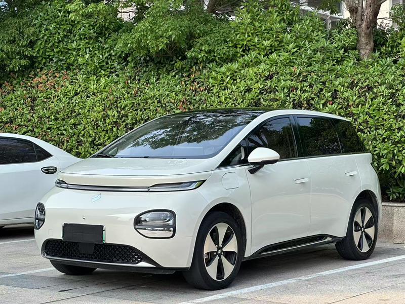 Baojun Yunduo, 2023 — купить в Ярославле под ключ