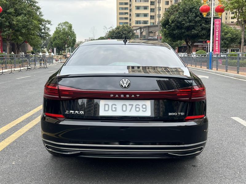 Volkswagen Passat, 2022 — фото 6 из 12