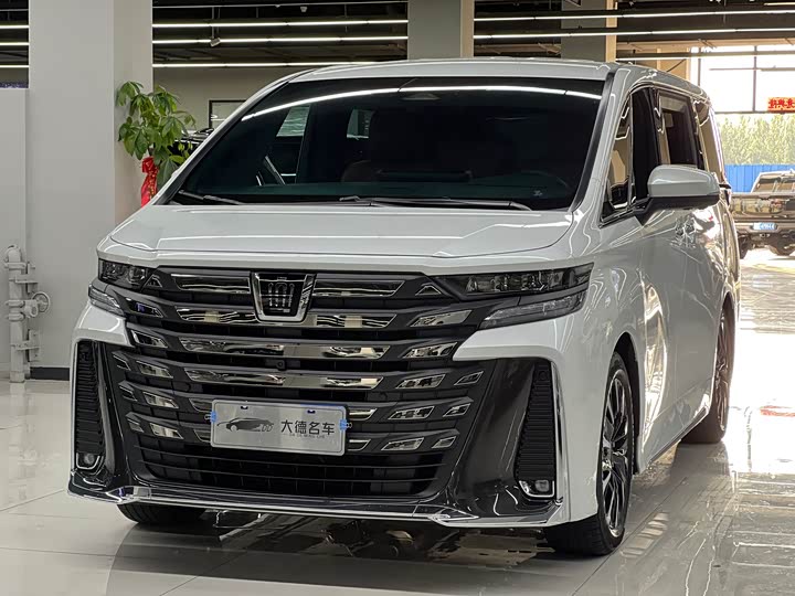 Toyota Vellfire, 2023 — купить в Ижевске под ключ
