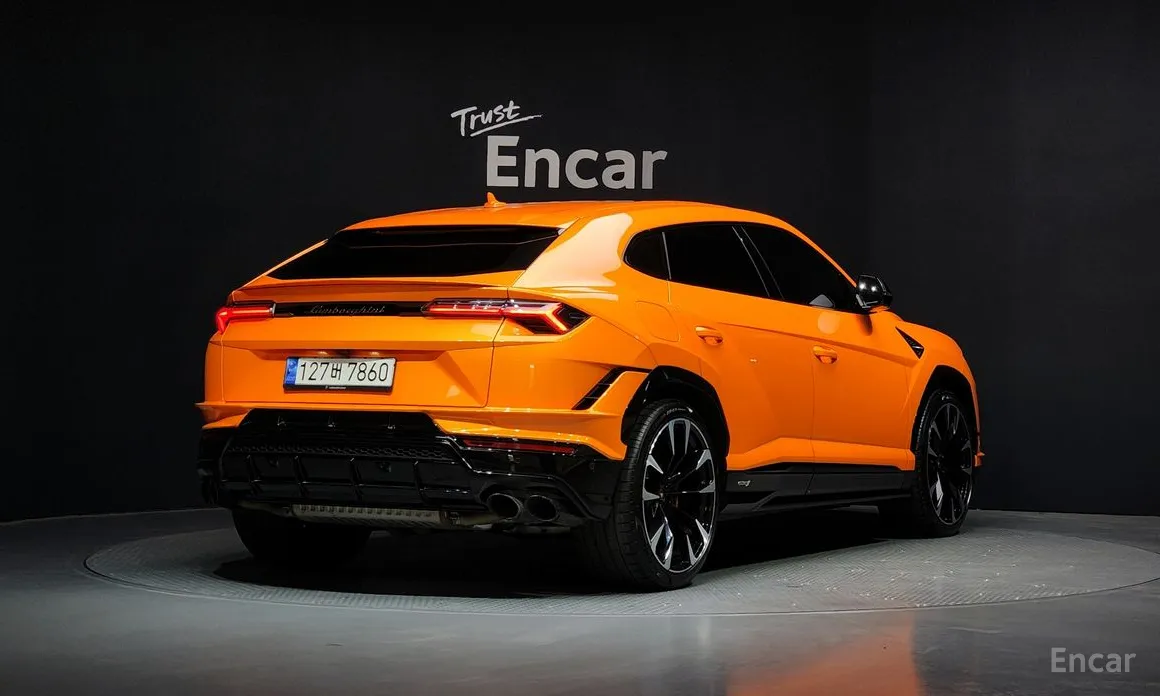 Lamborghini Urus, 2023 — фото 2 из 12