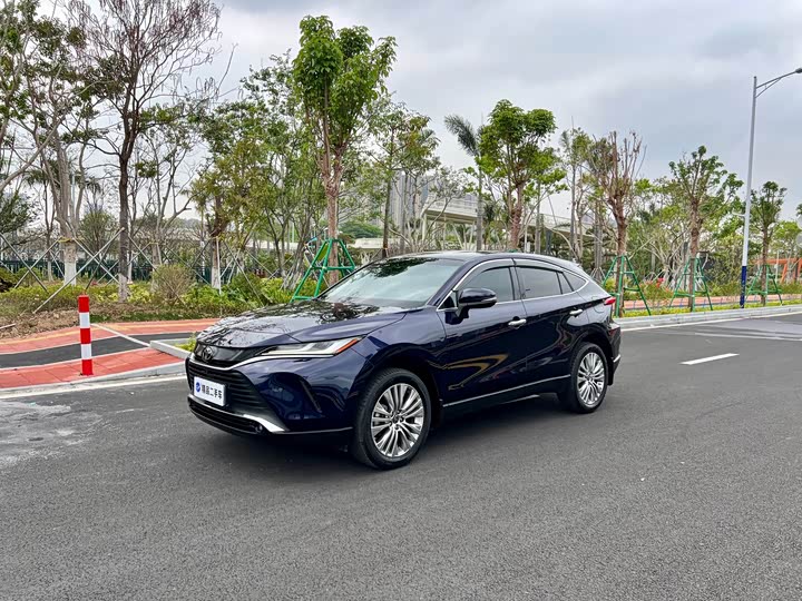 Toyota Harrier, 2022 — купить в Липецке под ключ