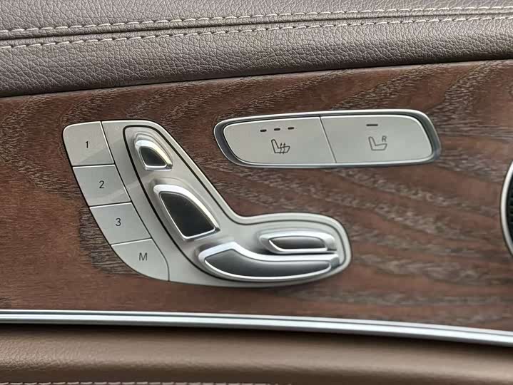 Mercedes-Benz E-Class Hybrid, 2022 — фото 6 из 9