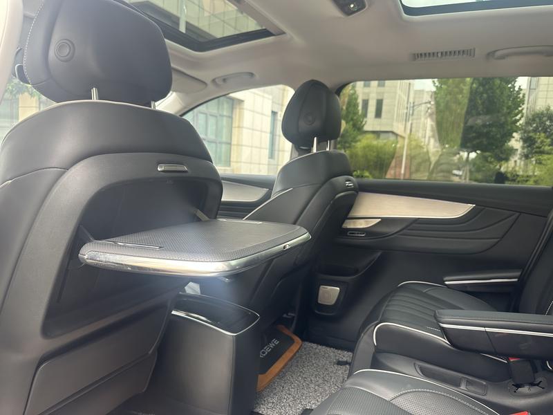 Roewe iMax 8, 2022 — фото 12 из 12