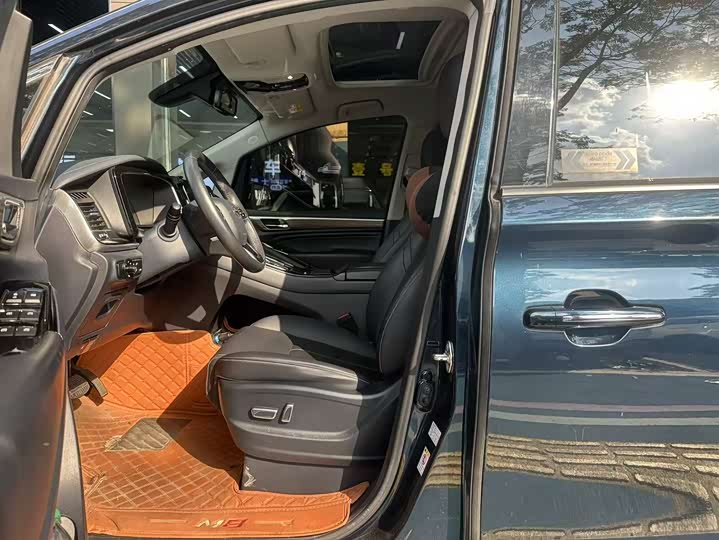 GAC Trumpchi M8, 2022 — фото 3 из 9