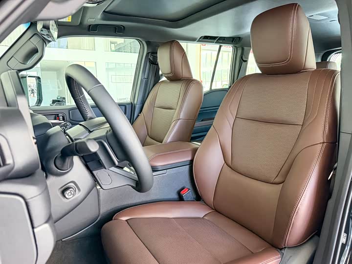 Toyota Prado, 2025 — фото 8 из 9