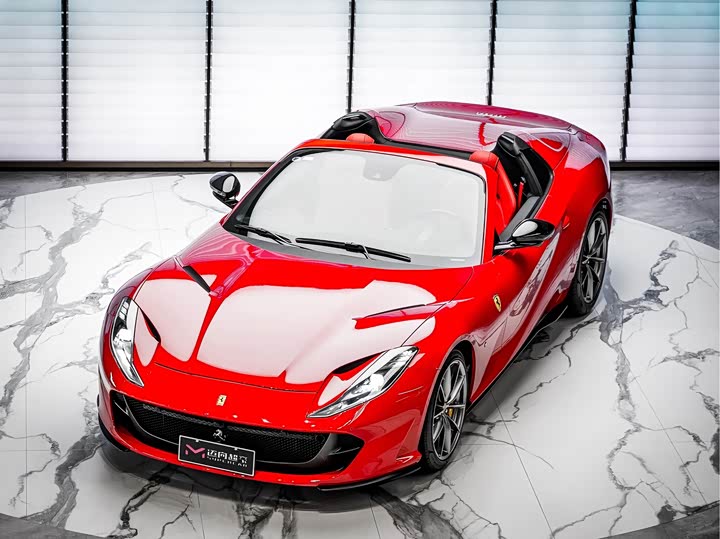 Ferrari 812, 2022 — фото 2 из 9