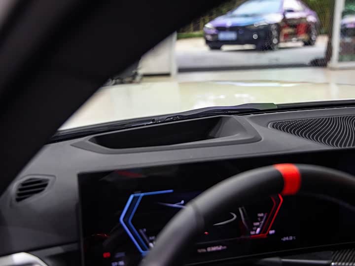 BMW M2, 2025 — фото 9 из 9