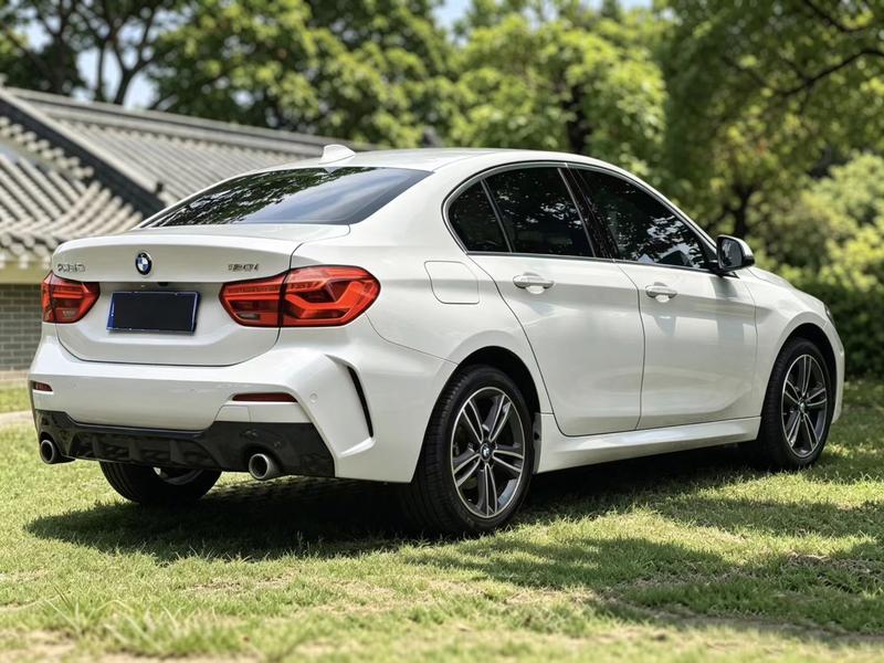BMW 1 Series, 2022 — фото 5 из 10