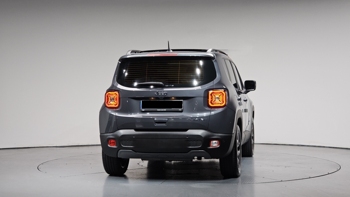 Jeep Renegade, 2023 — фото 4 из 12