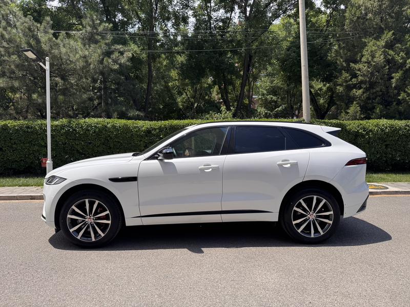 Jaguar F-Pace, 2023 — фото 3 из 12