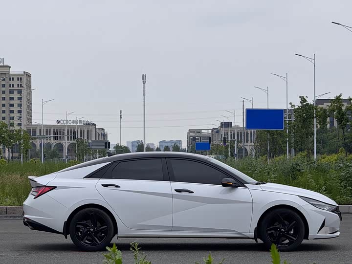 Hyundai Elantra N line, 2022 — фото 8 из 9