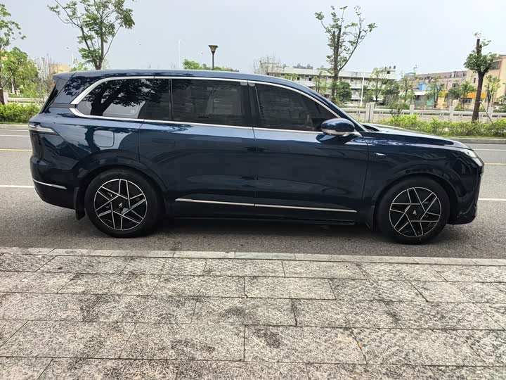 Changan Deepal S09, 2025 — фото 5 из 9