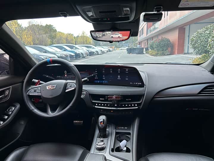 Cadillac CT5, 2024 — фото 4 из 9