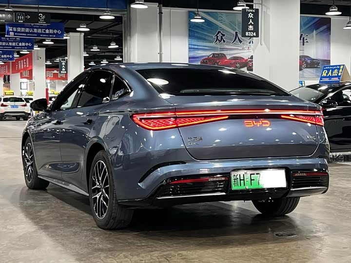 BYD Seal 07 DM-i Hybrid, 2025 — фото 6 из 9