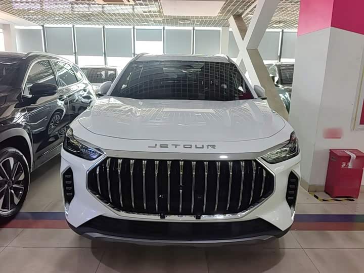 Jetour X70 Plus, 2023 — фото 3 из 9