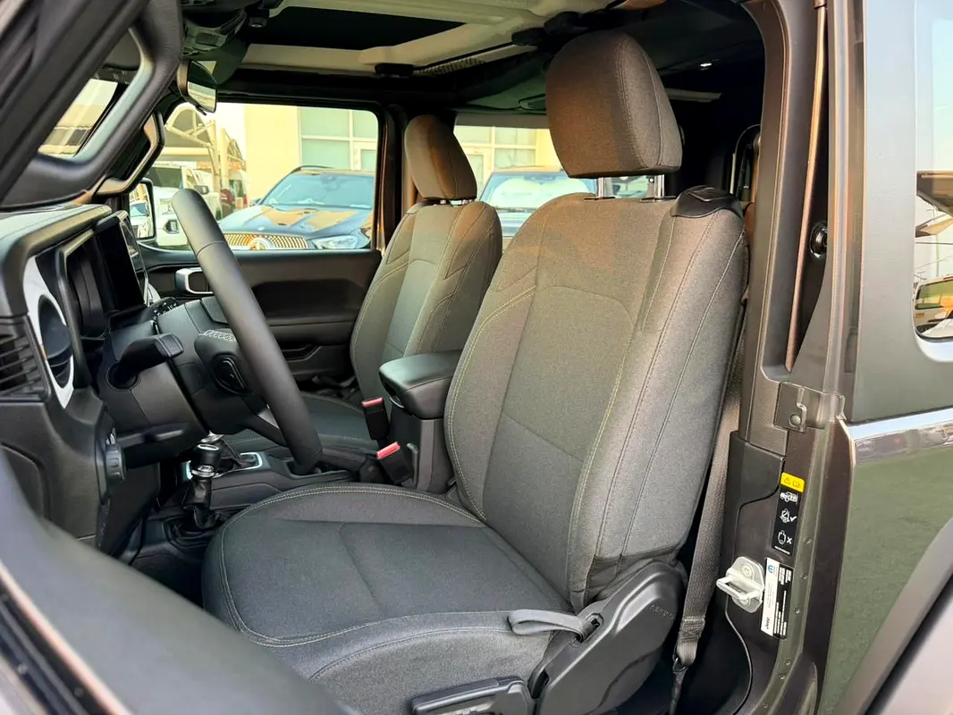 Jeep Wrangler, 2025 — фото 10 из 10