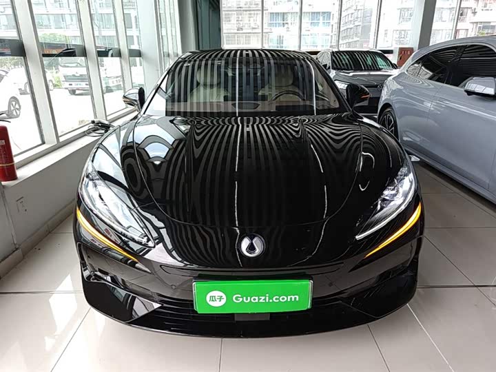 Denza Z9GT, 2024 — фото 3 из 9