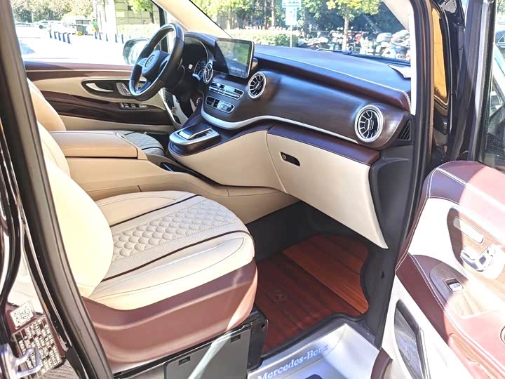 Mercedes-Benz Vito, 2022 — фото 3 из 9