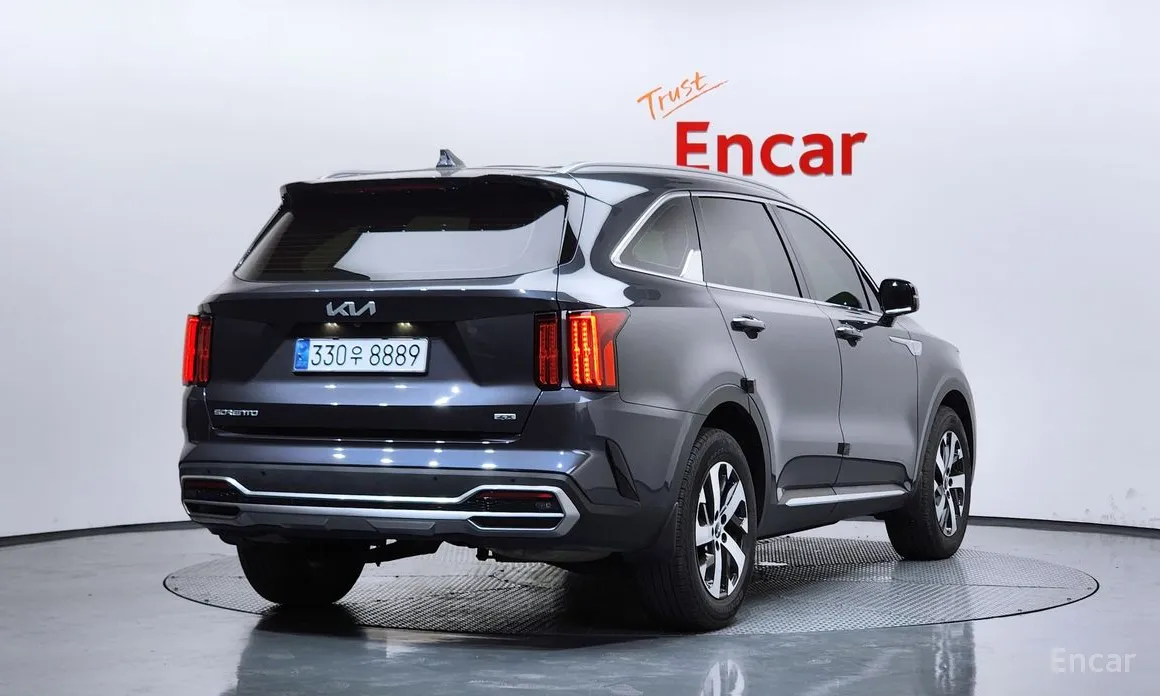 Kia Sorento, 2023 — фото 2 из 12