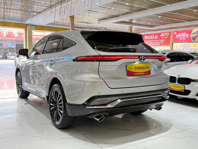 Toyota Venza, 2022 — фото 4 из 12