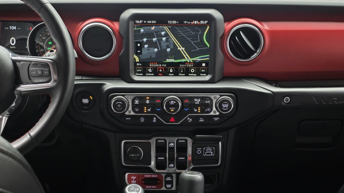 Jeep Wrangler, 2023 — фото 11 из 12