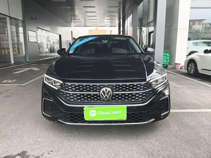 Volkswagen Passat, 2025 — фото 3 из 9
