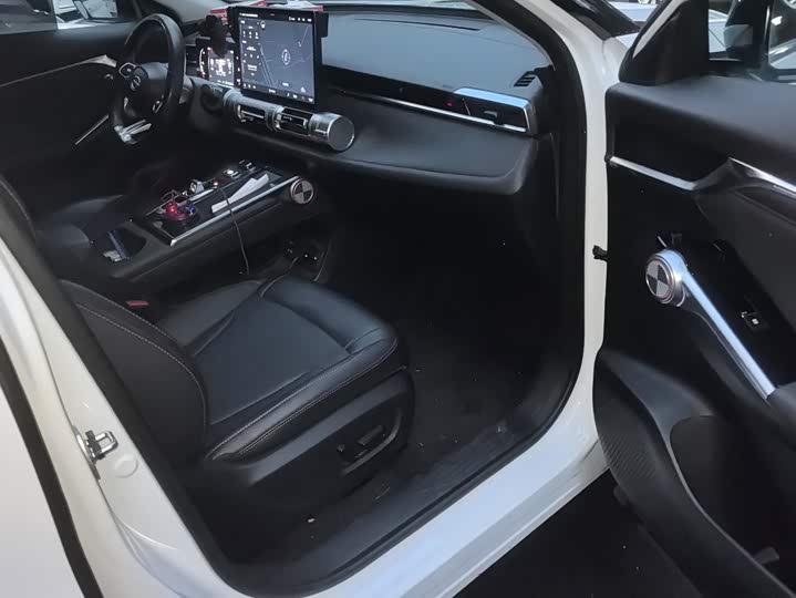 GAC Trumpchi Emkoo, 2023 — фото 8 из 9