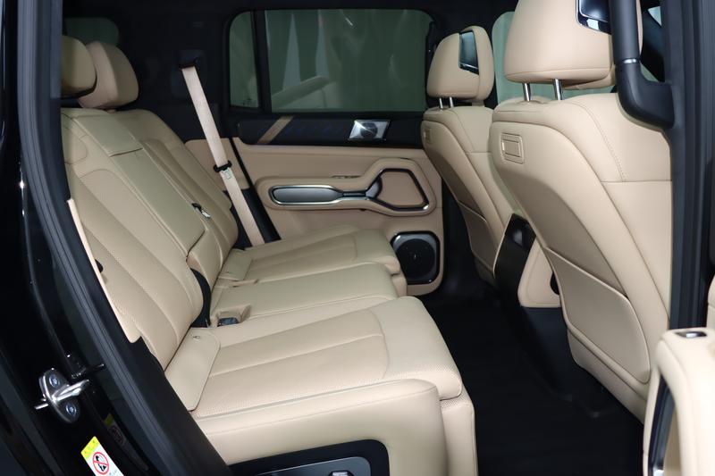 BYD FangChengBao Leopard 8, 2025 — фото 11 из 12