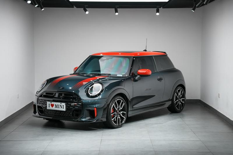 Mini Mini JCW, 2025 — купить в Смоленске под ключ