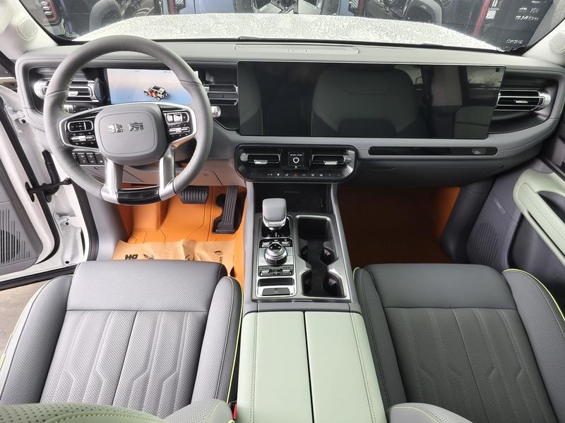 BAIC Beijing BJ40 Hybrid, 2025 — фото 6 из 12